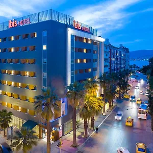 Ibis Alsancak 3* İzmir