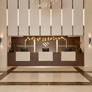 מלון Grand Palace *****