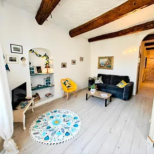 Apartment St Joseph - Great Flat - Old Town For 4 